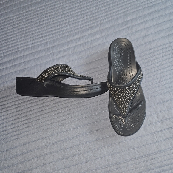 Crocs Sandals Flip Flops Dual Embellished Womens Size 11 Black Bling - Picture 3 of 7